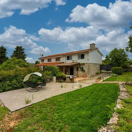 Nyaraló Oasis Holiday House Labin